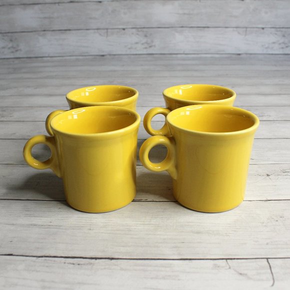 Fiesta Coffee Cup Mugs Sunflower Yellow Lot 4 Made in USA Homer Laughlin - Picture 1 of 11